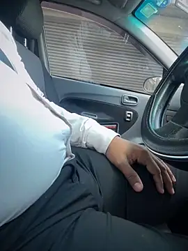 dam-her-boy online show from 09.12.25