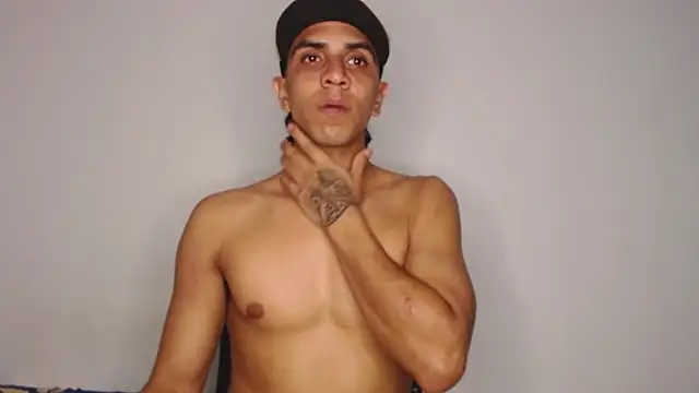 Monkey uchiha777 online show from 12.13.25