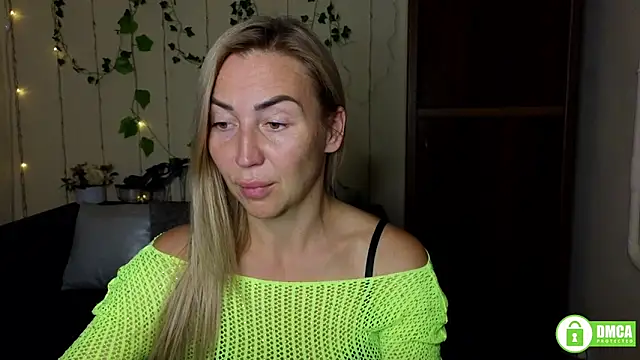 Kiss julli88I online show from 09.14.25