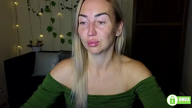 Kiss julli88I online show from 09.27.25