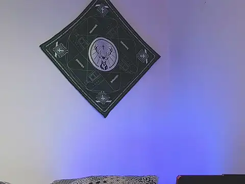 samevansx  online show from 10.31.25