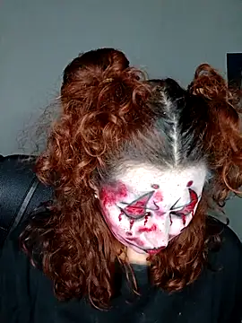 Luz delunaa online show from 10.25.25