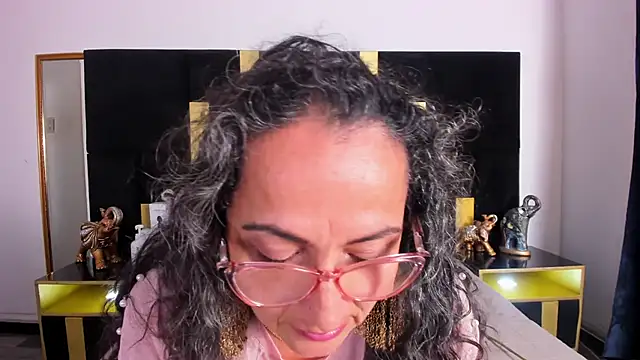 AlessandraLeroy online show from 03.08.25