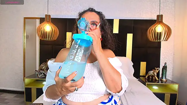 AlessandraLeroy online show from 11.08.25