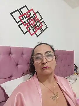 AlessandraLeroy online show from 05.22.26