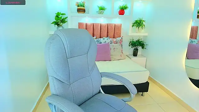 sharon rosse   online show from 11.18.25