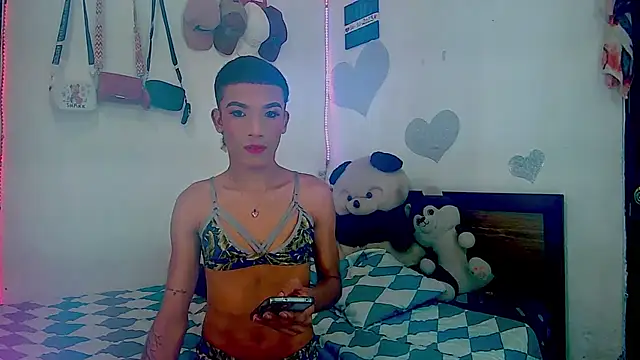 KimberlyXtreme online show from 11.10.25