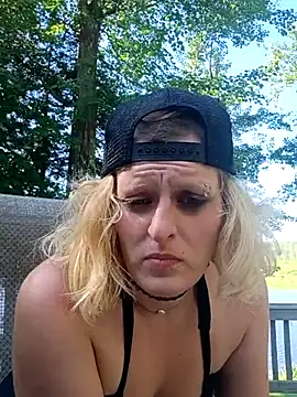 Snapshot of KITTYBOOBOOFUXX chatting on 07.13.26 KITTYBOOBOOFUXX online show from 07.13.26