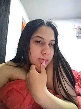 Snapshot of esmeralda_jadees chatting on 11.29.25 esmeralda jadees online show from 11.29.25