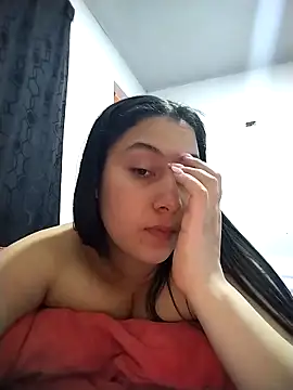 Snapshot of esmeralda_jadees chatting on 12.15.25 esmeralda jadees online show from 12.15.25