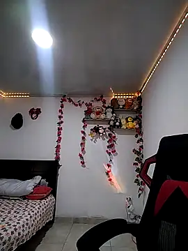 esmeralda jadees online show from 04.15.26