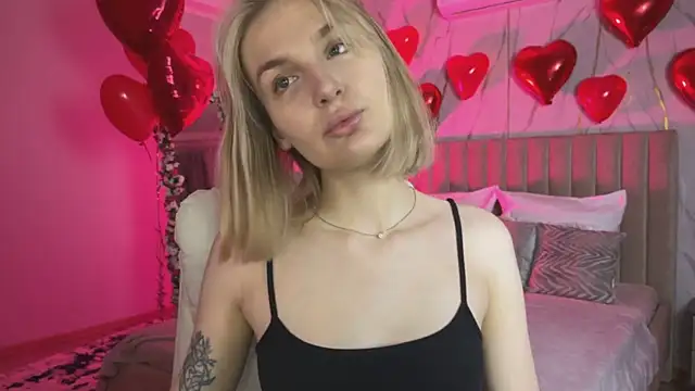  Vikky Moon  online show from 02.17.26