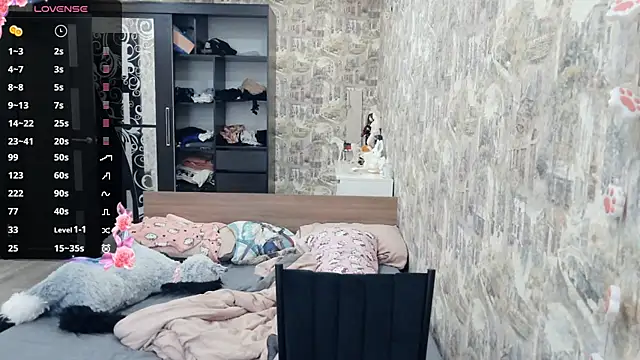 Snapshot of RendyDow chatting on 02.07.26 RendyDow online show from 02.07.26