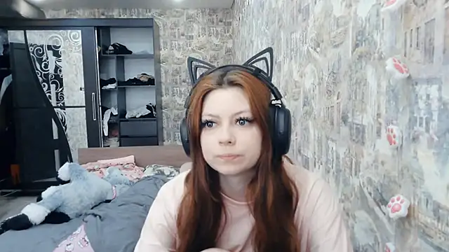 Snapshot of RendyDow chatting on 02.18.26 RendyDow online show from 02.18.26