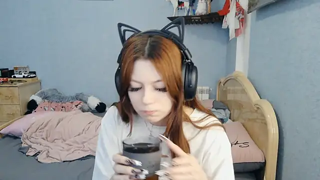 Snapshot of RendyDow chatting on 03.04.26 RendyDow online show from 03.04.26