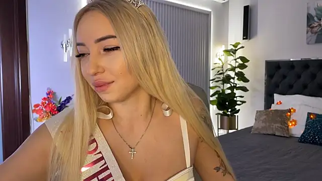 OhMyEmma online show from 10.06.25