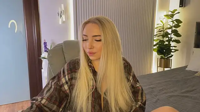 OhMyEmma online show from 11.19.25