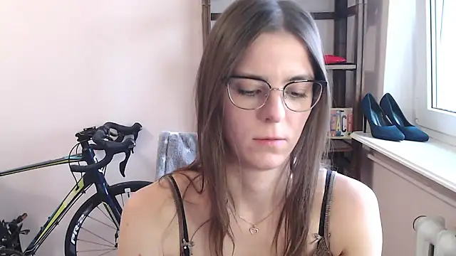 love megi online show from 05.31.26