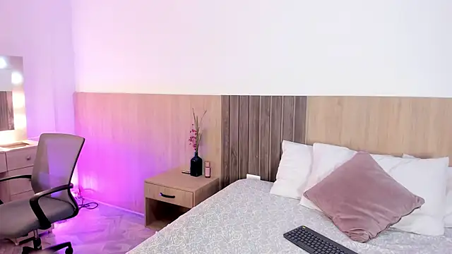  SamantaGomez online show from 09.10.25