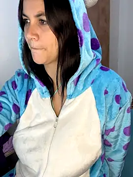 roldanmary online show from 09.21.25