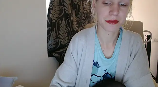 ElssaRush online show from 03.16.25