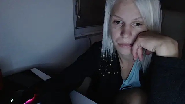 ElssaRush online show from 09.25.25