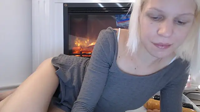 ElssaRush online show from 10.20.25