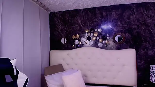  LiilyWong online show from 09.27.25