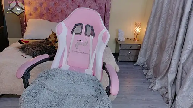 Snapshot of sweet__thang chatting on 09.27.25 sweet thang online show from 09.27.25