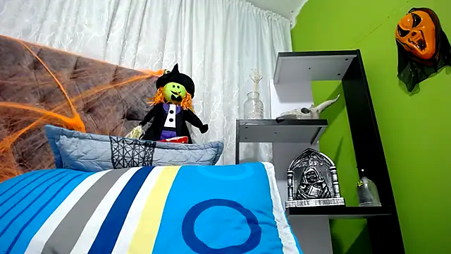 ANA-BULLOCK- online show from 10.30.25