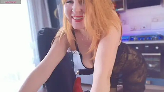 emlana online show from 04.17.26