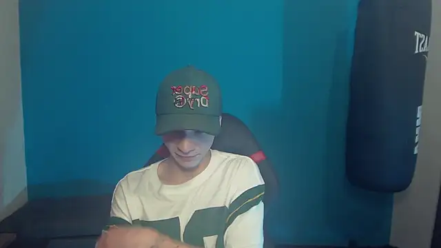 Snapshot of Burperking420_ chatting on 10.06.25 Burperking420  online show from 10.06.25