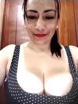 Snapshot of Carlasm- chatting on 10.25.25 Carlasm- online show from 10.25.25