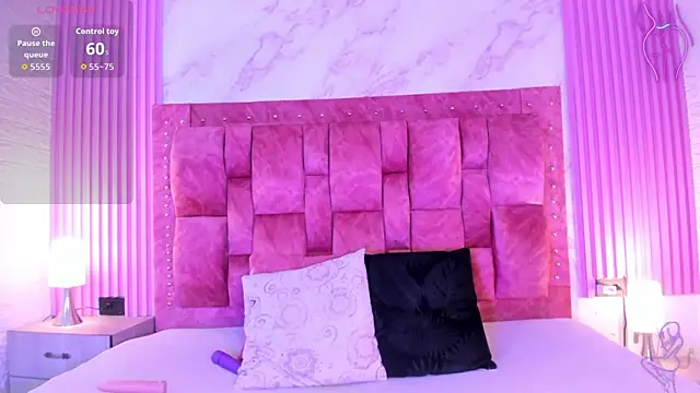 goldilockss15 online show from 09.30.25