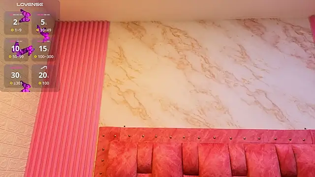 goldilockss15 online show from 04.13.26