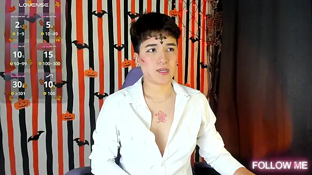 emma cute7 online show from 10.19.25