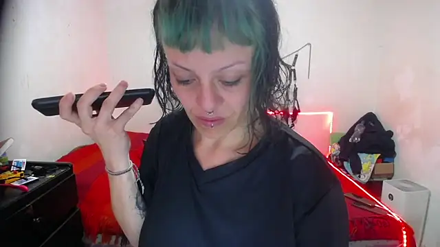 Snapshot of freyaa_sorcerees chatting on 03.19.25 freyaa sorcerees online show from 03.19.25