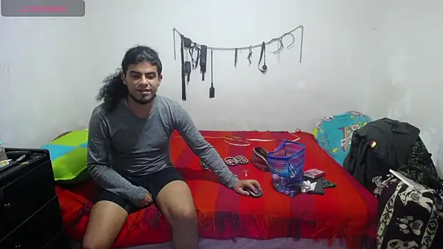 Snapshot of freyaa_sorcerees chatting on 03.22.25 freyaa sorcerees online show from 03.22.25