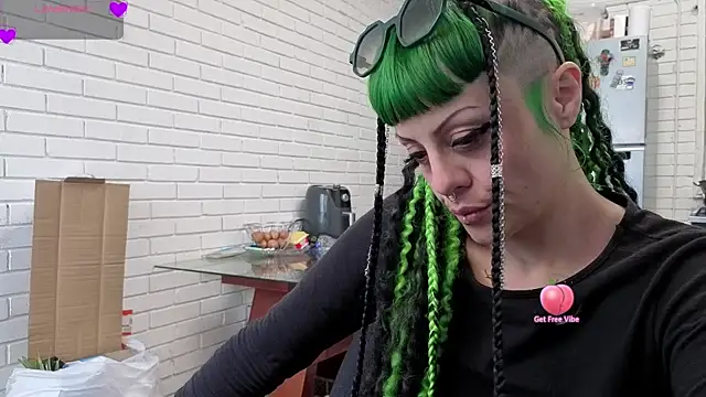 Snapshot of freyaa_sorcerees chatting on 09.08.25 freyaa sorcerees online show from 09.08.25