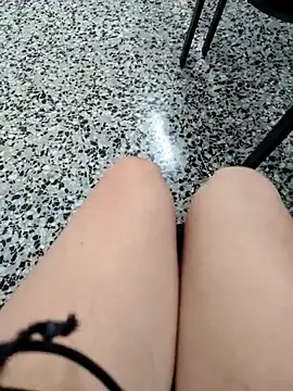 Snapshot of freyaa_sorcerees chatting on 09.19.25 freyaa sorcerees online show from 09.19.25