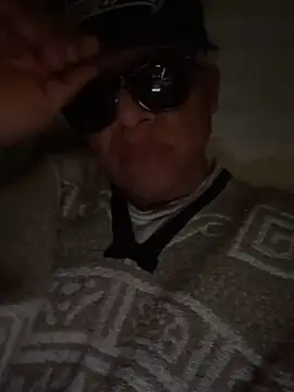 Snapshot of flores6cachondo9 chatting on 12.03.25 flores6cachondo9 online show from 12.03.25