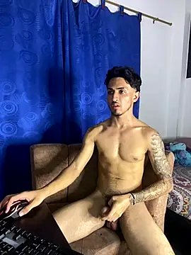 Snapshot of Zayn_kane chatting on 09.19.25 Zayn kane online show from 09.19.25