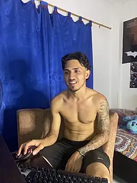 Snapshot of Zayn_kane chatting on 09.20.25 Zayn kane online show from 09.20.25