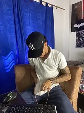 Snapshot of Zayn_kane chatting on 09.28.25 Zayn kane online show from 09.28.25