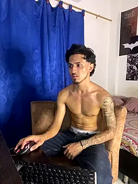 Snapshot of Zayn_kane chatting on 10.23.25 Zayn kane online show from 10.23.25