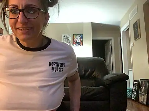 Snapshot of KittyKat_LoLo chatting on 03.20.25 KittyKat LoLo online show from 03.20.25