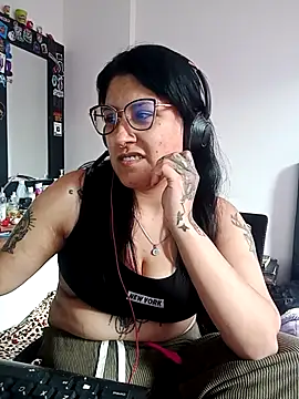 DaniPoison online show from 11.06.25