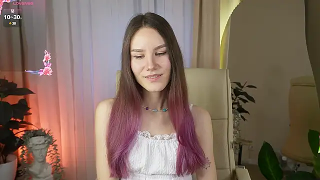 Snapshot of Clare__Florence chatting on 03.20.25 Clare Florence online show from 03.20.25