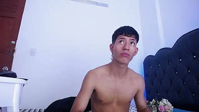 dareck 18 online show from 03.18.25