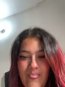 VanessaScott  online show from 10.16.25